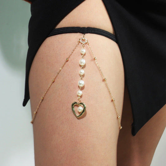 Sublime Couture Pearl Pendant Necklace